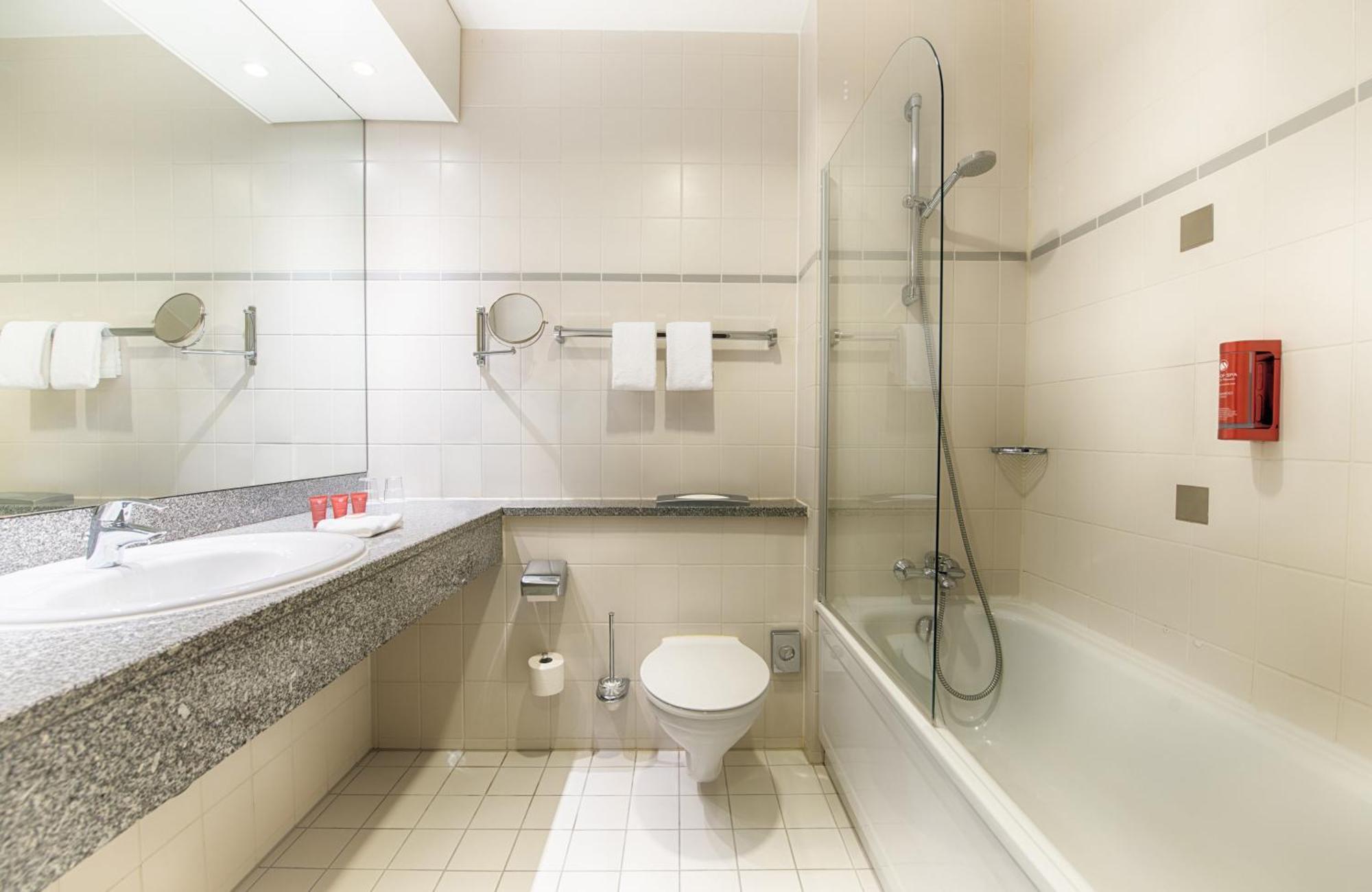 Leonardo Center 4* Düsseldorf
